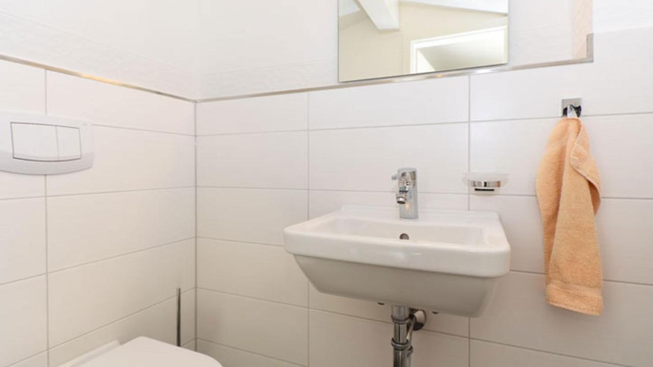 Apartment Seeschloss 37 Nur 2 Minuten Zum Ostseebad Binz